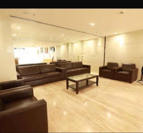 Hotel-S-Park Khammam Экстерьер фото